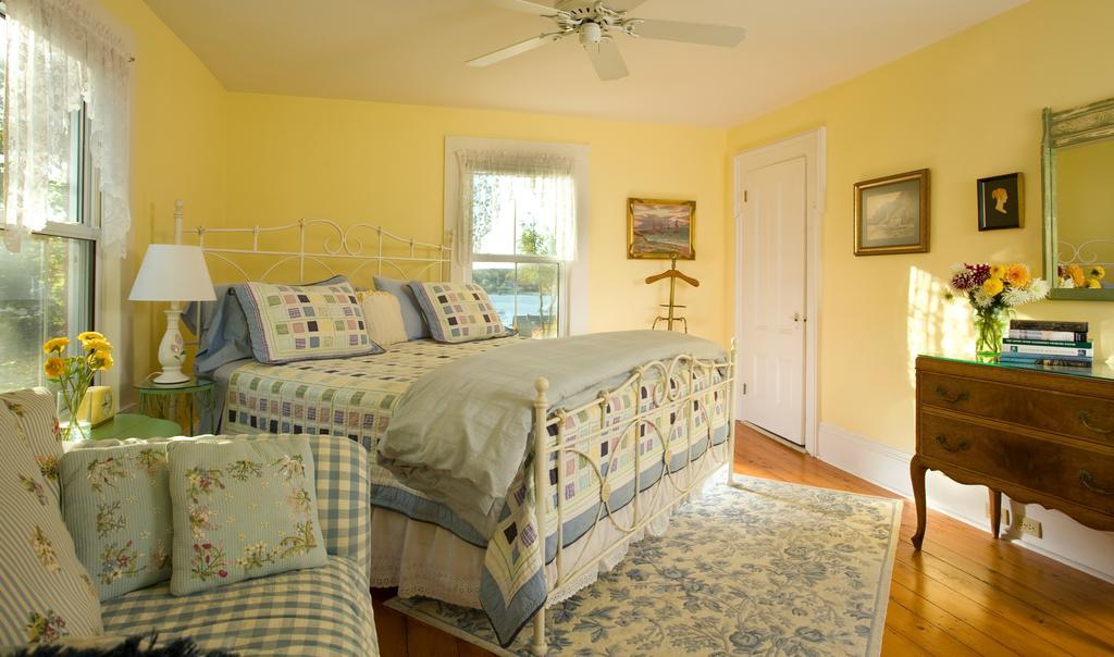 King Room (The Dory)